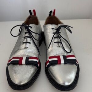Thom Browne Silver Oxfords with Tricolor Stripes size 40